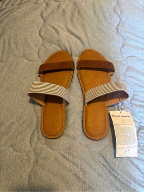 Amazon Essentials Women’s sandals